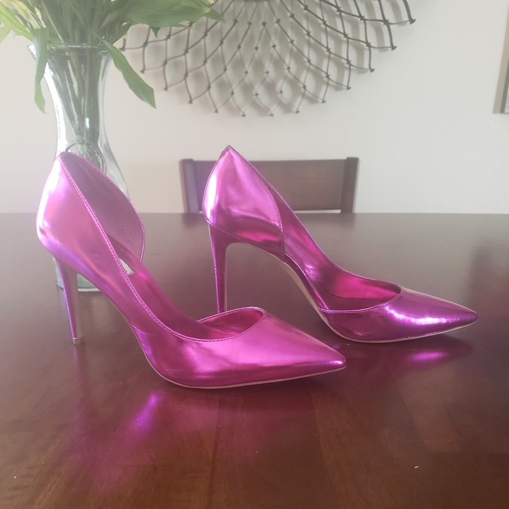 Fushia Pumps
